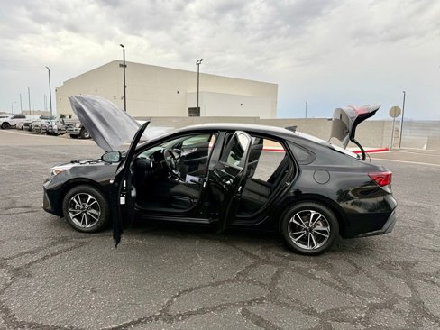 Used 2023 Kia Forte LXS image 40