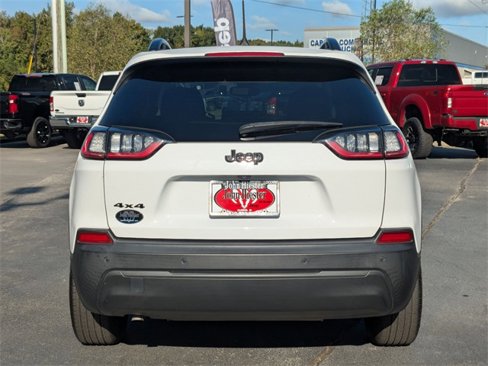 Used 2021 Jeep Cherokee Latitude Plus image 6