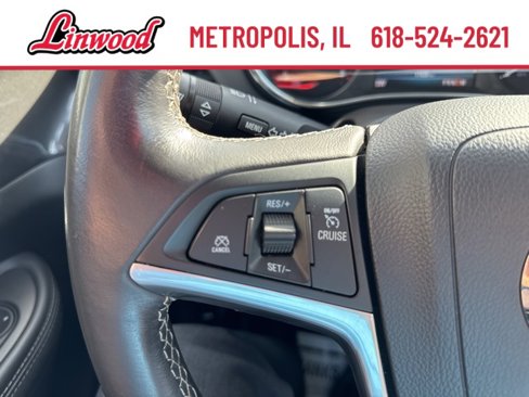 Used 2022 Buick Encore Preferred w/ Safety Package image 17