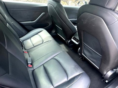 Used 2020 Tesla Model 3 Long Range image 29