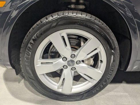 Used 2019 Audi Q5 Prestige image 16