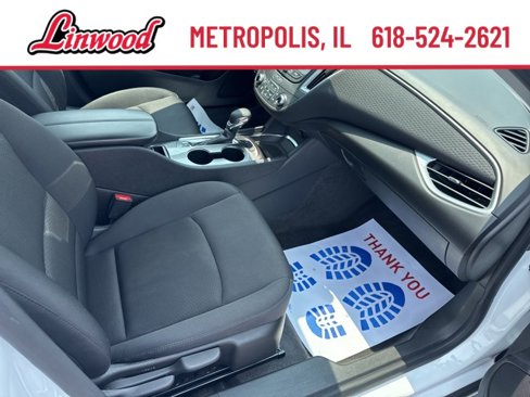 Used 2024 Chevrolet Malibu LT image 6