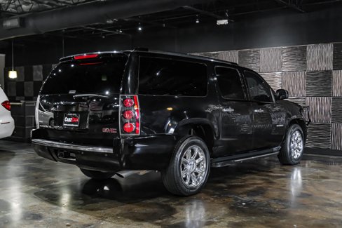 Used 2012 GMC Yukon XL Denali image 8