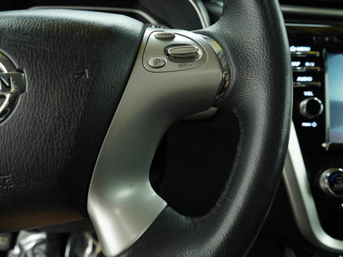Used 2018 Nissan Murano SV image 25