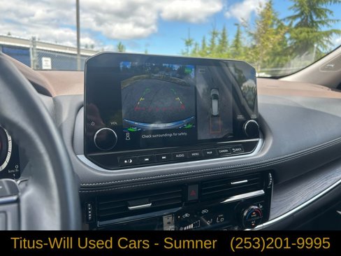 Used 2023 Nissan Rogue Platinum image 19
