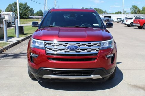 Used 2018 Ford Explorer XLT w/ Equipment Group 202A image 7