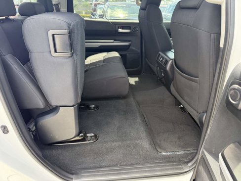 Used 2018 Toyota Tundra SR5 image 25