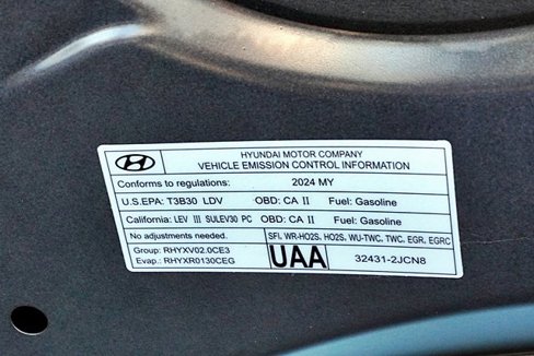 Certified 2024 Hyundai Elantra SEL image 35