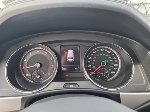 Used 2021 Volkswagen Atlas S image 30