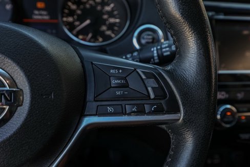 Used 2019 Nissan Rogue SV image 27