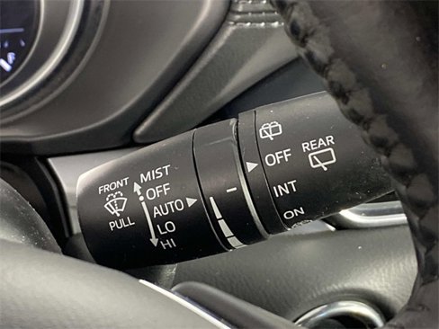 Used 2019 MAZDA CX-5 Touring image 18