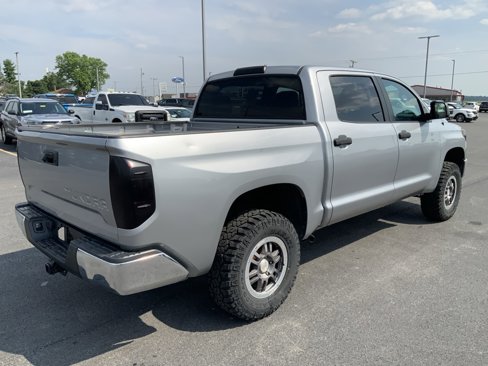 Used 2014 Toyota Tundra SR5 w/ TRD Off Road Package image 11