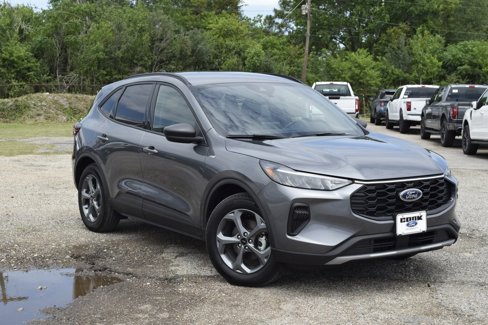 New 2025 Ford Escape ST-Line w/ Equipment Group 301A image 3