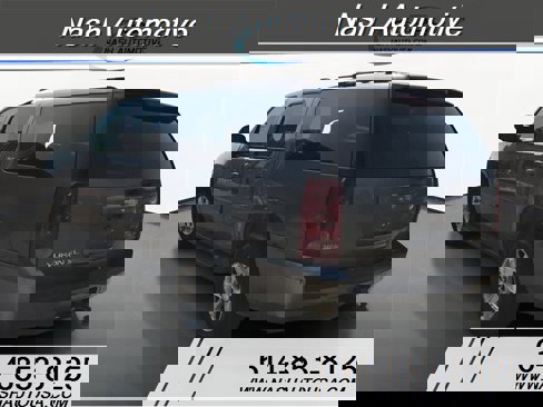 Used 2007 GMC Yukon XL SLT w/ SLT Preferred Equipment Group image 7