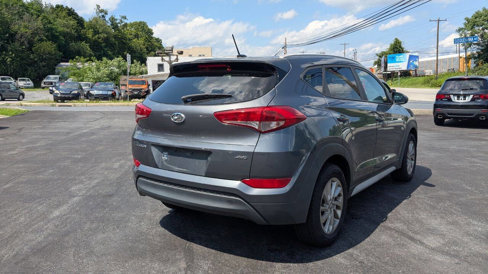 Used 2017 Hyundai Tucson SE image 12