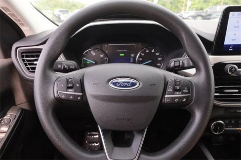 Certified 2022 Ford Escape SE image 10