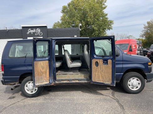 Used 2009 Ford E-350 and Econoline 350 XLT image 28