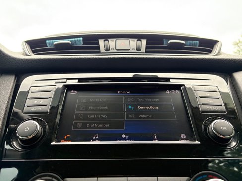Used 2020 Nissan Rogue S image 15