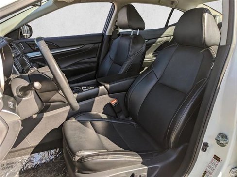 Used 2023 Nissan Maxima SV w/ Floor Mat Group image 16