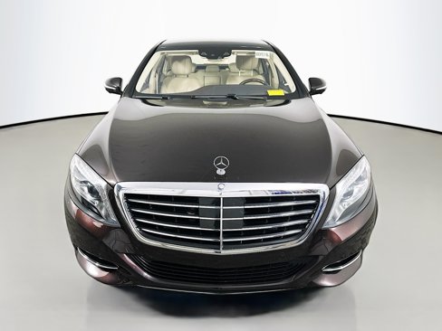 Used 2015 Mercedes-Benz S 550 4MATIC Sedan image 2