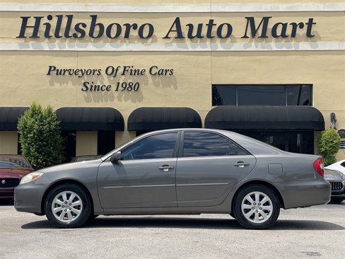 Used 2002 Toyota Camry XLE image 3