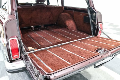 Used 1989 Jeep Grand Wagoneer image 26