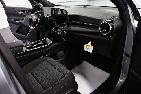 New 2025 Chevrolet Equinox LT image 26