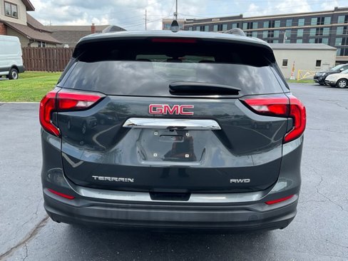Used 2018 GMC Terrain SLE w/ Driver Convenience Package image 6