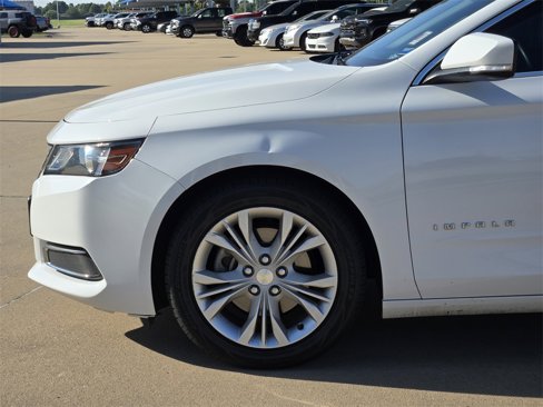 Used 2015 Chevrolet Impala LT w/ Convenience Package image 27