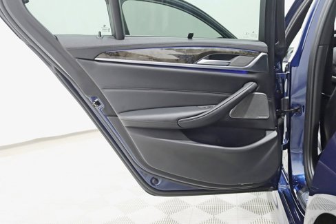 Used 2019 BMW M550i xDrive w/ Premium Package image 31