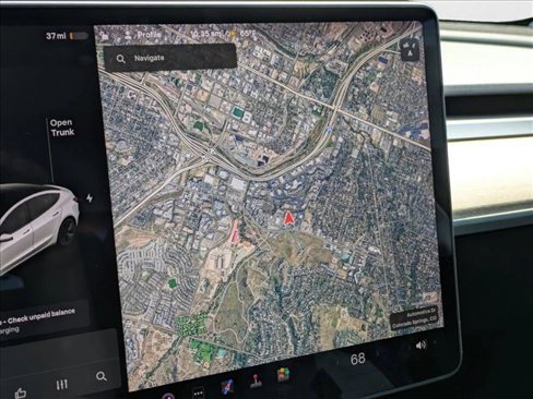 Used 2021 Tesla Model 3 Standard Range Plus image 13