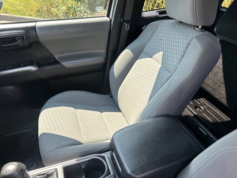 Used 2020 Toyota Tacoma SR5 image 16