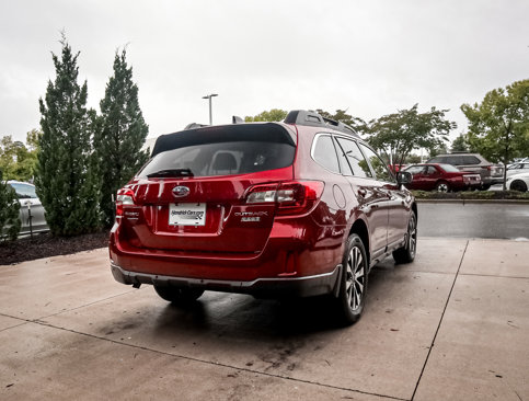 Used 2017 Subaru Outback 2.5i Limited image 11