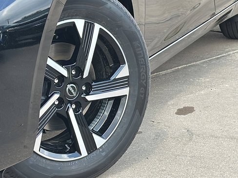 New 2025 Nissan Sentra SV w/ All-Weather Package image 2
