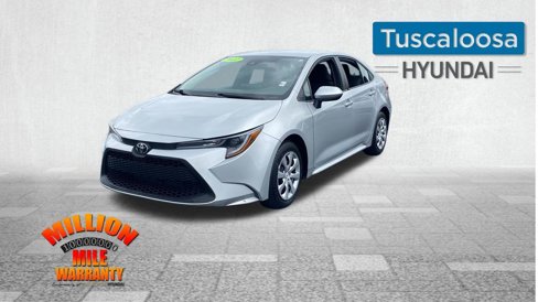 Used 2022 Toyota Corolla LE image 4