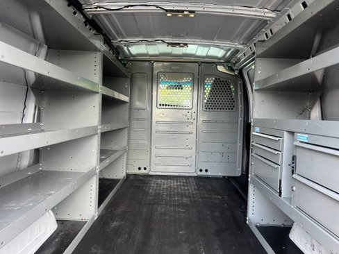 Used 2022 GMC Savana 2500 w/ Driver Convenience Package image 22