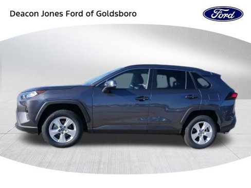 Used 2021 Toyota RAV4 XLE image 6