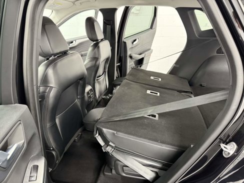 Used 2023 Ford Escape Platinum image 14