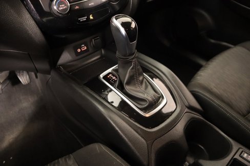 Used 2020 Nissan Rogue SV image 8