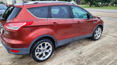 Used 2014 Ford Escape Titanium image 6