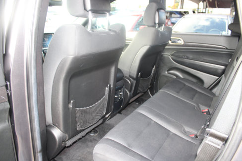 Used 2014 Jeep Grand Cherokee Laredo w/ 18" Wheel & 8.4" Radio Group image 13