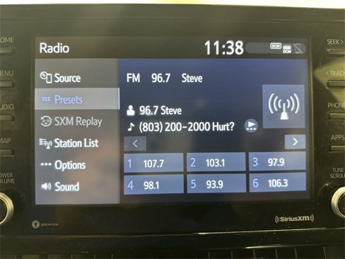Used 2022 Toyota Corolla SE image 29