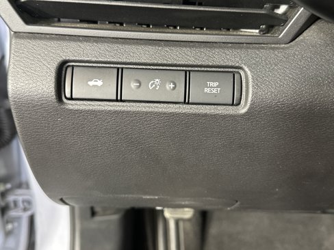 Used 2023 Nissan Altima 2.5 SR image 25