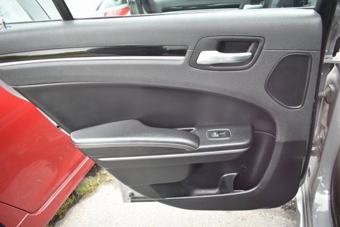 Used 2017 Chrysler 300 S w/ 300S Premium Group image 28