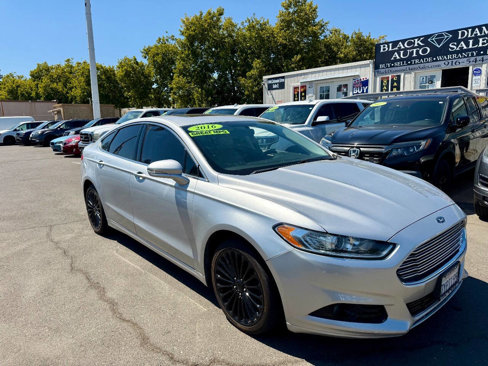 Used 2016 Ford Fusion Titanium image 3