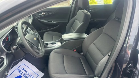 Used 2023 Chevrolet Malibu LT image 11