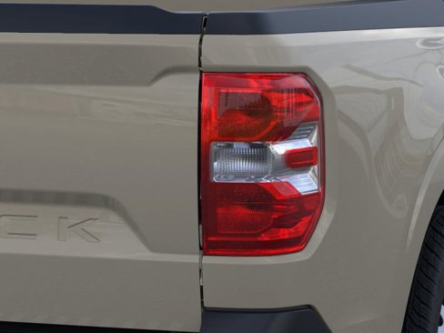 New 2025 Ford Maverick XL image 22