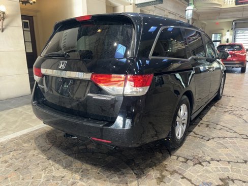 Used 2017 Honda Odyssey SE image 3