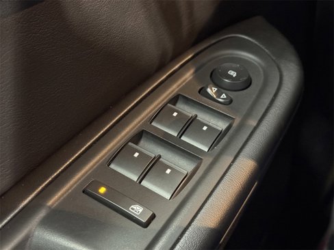 Used 2017 Chevrolet Traverse LT image 43