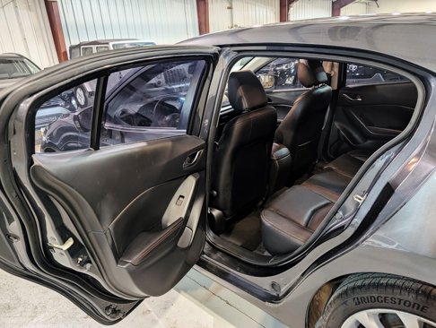 Used 2014 MAZDA MAZDA3 s Grand Touring image 17